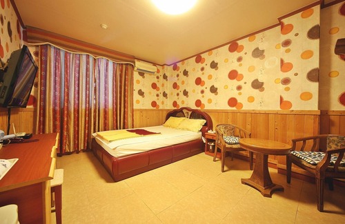 Naesan-ri Hotel | Gurye Purunsol