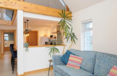 Newquay House | Gwennel Neyth