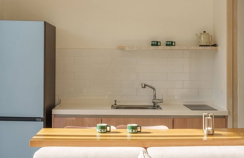 Gyeongju House | Gyeongju Rose Breeze Pool Villa Pension