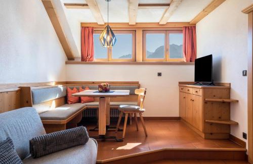 Villabassa Apartment | Häuslerhof App Larix