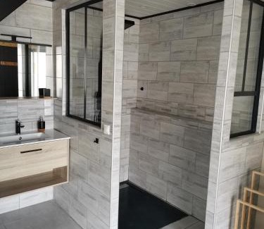 Goux-les-Usiers Apartment | Hébergement L'extension Bien-être