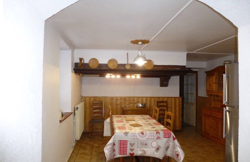 Samoens Apartment | Hélène's farm