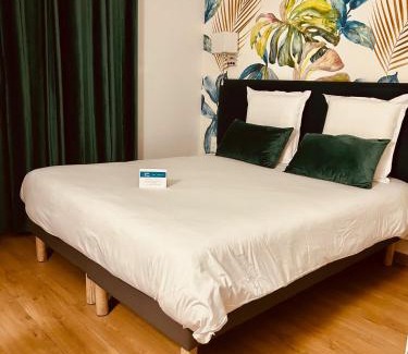 Ambares-et-Lagrave Hotel | Hôtel Amaya