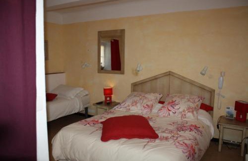 Le Dramont Hotel | Hôtel Auberge Provençale