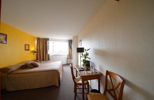 Montlucon Hotel | Hôtel Bomotel
