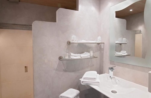 Montlucon Hotel | Hôtel Bomotel