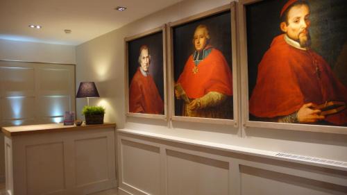 Quartier Vieux Marche-Cathedrale Hotel | Hôtel Cardinal