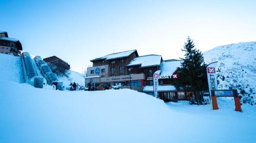 Valmeinier Hotel | Hôtel Club "Les Carrettes"