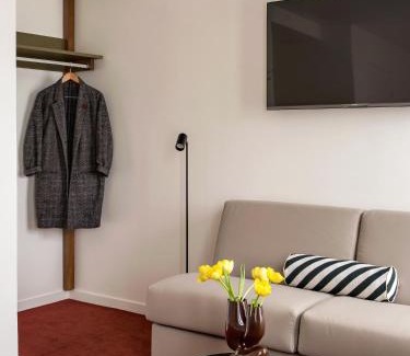 18th Arrondissement Hotel | Hôtel Dalila