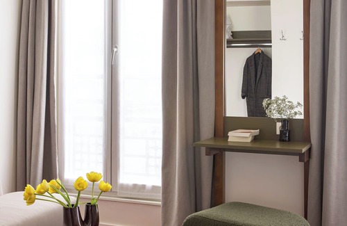 18th Arrondissement Hotel | Hôtel Dalila