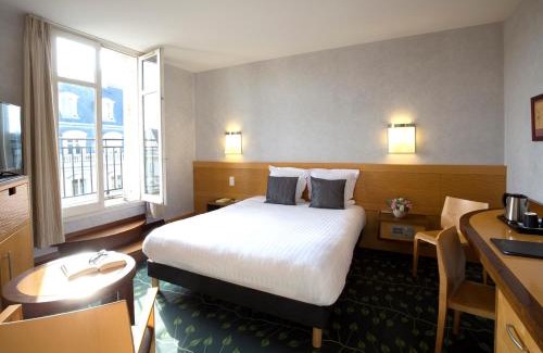 Hotel de Ville - Quinconces Hotel | Hôtel de Normandie