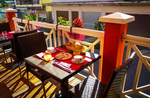 Cilaos Hotel | Hôtel Du Cirque