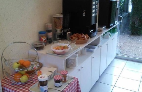 Tronget Hotel | Hôtel du Commerce