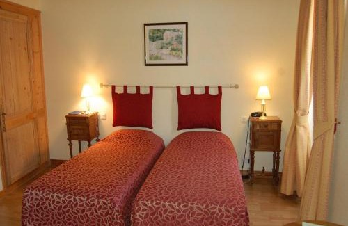 Aulnay Hotel | Hôtel du Donjon