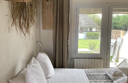 Saintes-Maries-de-la-Mer Hotel | Hôtel du Pont Blanc