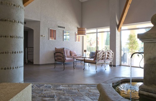 Banyuls-dels-Aspres Hotel | Hôtel Du Village Catalan