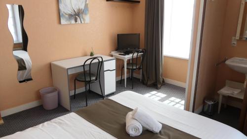La Haye-Pesnel Hotel | Hôtel Duguesclin