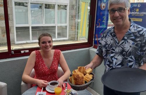 La Haye-Pesnel Hotel | Hôtel Duguesclin