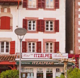 Saint-Jean-Pied-de-Port Hotel | Hôtel Itzalpea