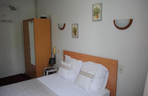 Cros-de-Cagnes Hotel | Hôtel La Villa des Oliviers