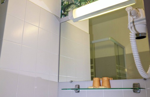 Draguignan Hotel | Hôtel Les Oliviers