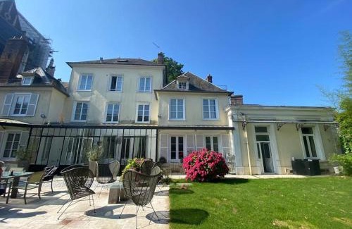Beauvais Villa | Hôtel particulier Au pied de la cathédrale