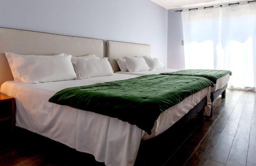 Biguglia Hotel | Hôtel Pineto