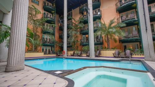 Saint Louis Hotel | Hôtel Plaza Québec par JARO
