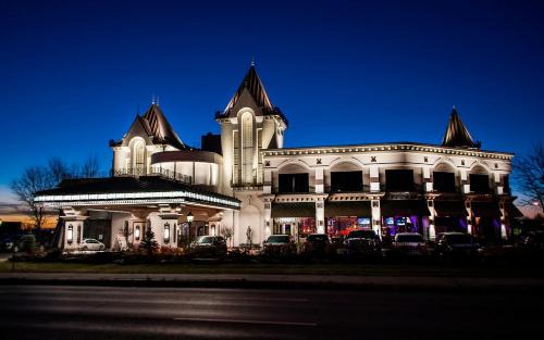 Saint Louis Hotel | Hôtel Plaza Québec par JARO