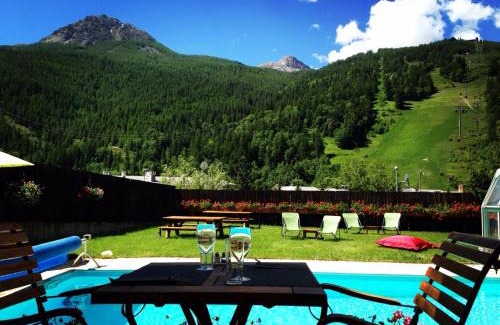 Saint-Chaffrey Hotel | Hôtel Plein Sud et piscine *