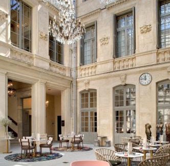 Historic Centre Hotel | Hôtel Richer De Belleval - Relais & Châteaux