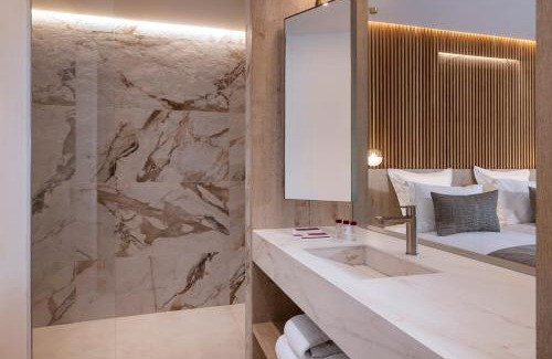 Greoux-les-Bains Hotel | Hôtel Spa Restaurant Villa Castellane