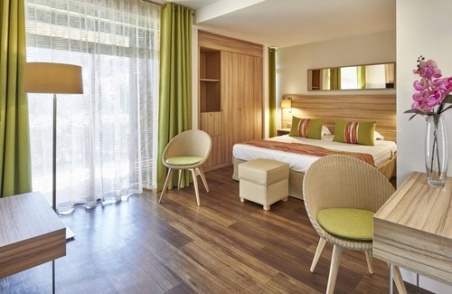 Saint-Jean-Cap-Ferrat Hotel | Hôtel Vacances Bleues Delcloy