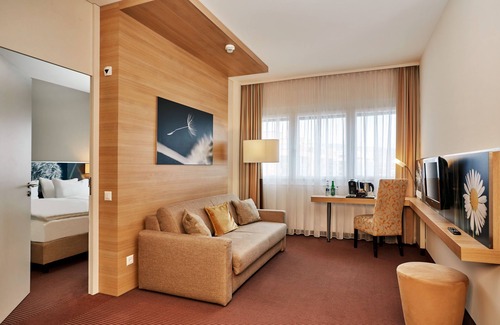 District 9 Hotel | H+ Hotel Zürich