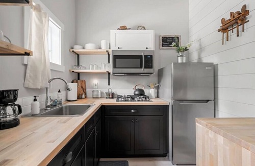 Traverse City Condo | H Studio Close to Downtown Beaches Wineries