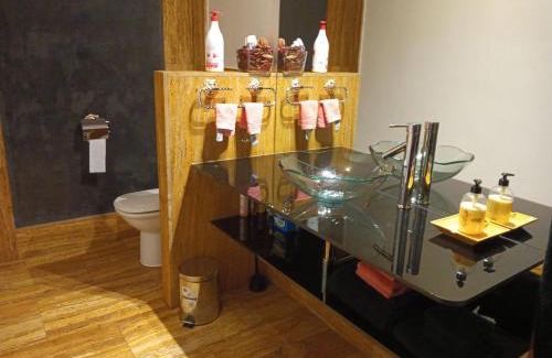 Mostoles House | H1-Habitación sublime cama doble luminosa A/C WIFI