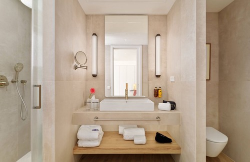Centro Hotel | H10 Croma Malaga