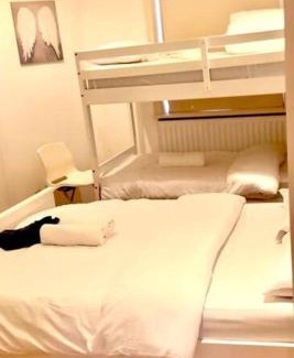 London City Centre Apartment | H3: Fantastic Apt - 100m from Piccadilly Circus!!