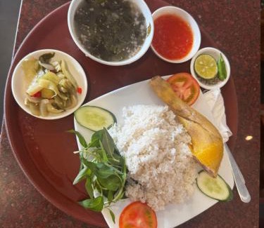 Linh Trung IEPZ Bed & Breakfast | Ha Long hotel