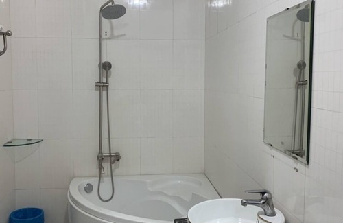 Linh Trung IEPZ Hotel | Ha Long Hotel