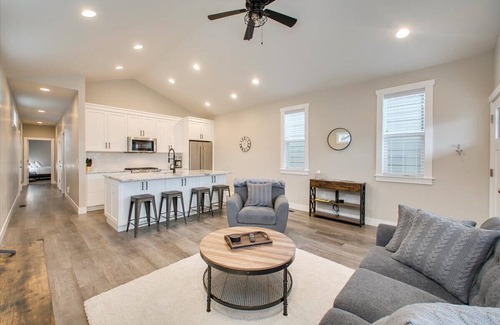 Depot Bench House | #HabitueHomes - Bennett's Bungalow