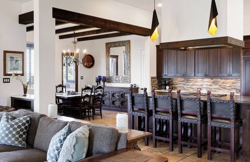 Forest Crest House | Hacienda - A Birdy Vacation Rental