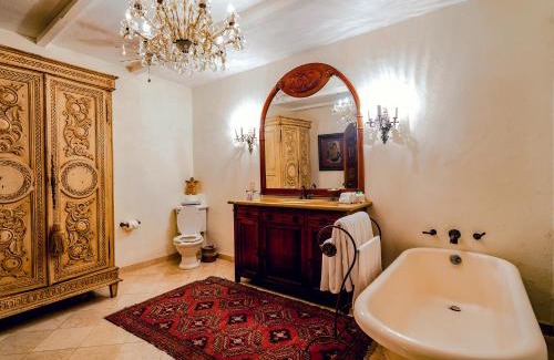 Downtown Puerto Vallarta Hotel | Hacienda San Angel