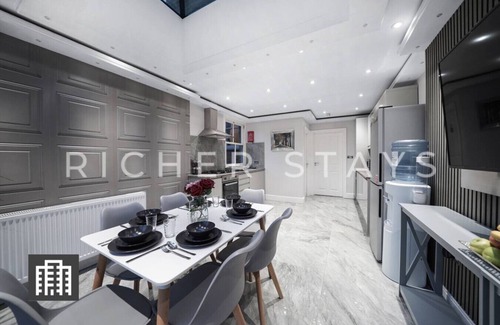 Hackney House | Hackney Suites - Double Room (L2)