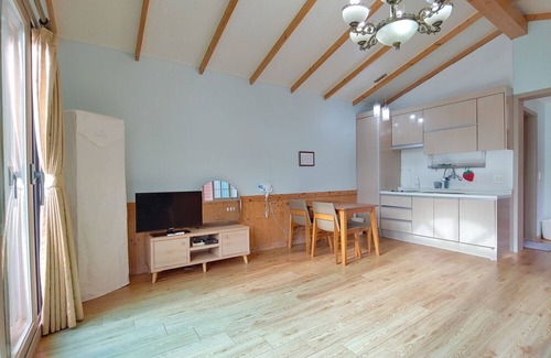 Seongsan Condo | Haemaji Pension