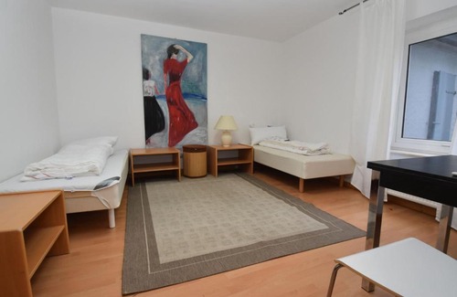 Flensburg Apartment | Hafen-Ost Monteurwohnung II - Wohnung mit 2 Schlafzimmern für max 4 Personen