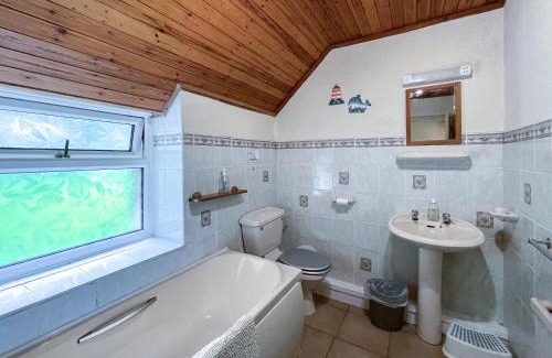 Moylegrove House | Hafod Fach - Ukc6956