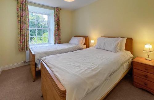 Moylegrove House | Hafod Grove - Ukc6955