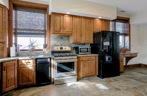 Downtown Lincoln Condo | Hagenow Penthouse Suite 3500 Sq. Ft Executive Suite Downtown Lincoln