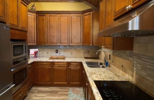 Concan Villa | Haggville Hacienda - Private Riverfront @Vacation Frio River - Pool